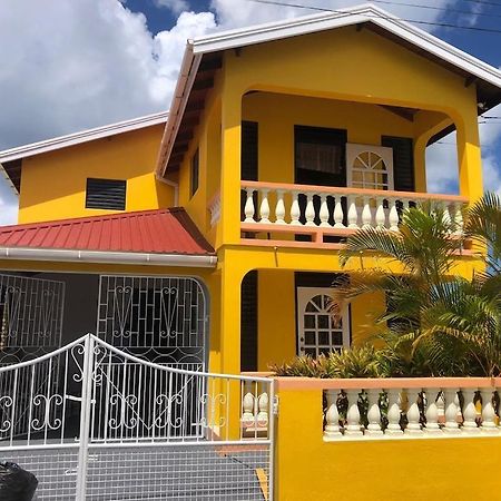 Donamae 2 Story Barbados House Villa บริดจ์ทาวน์ ภายนอก รูปภาพ